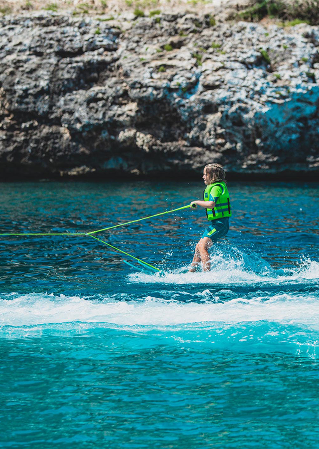 Mise en situation Trainer ski nautique bleu