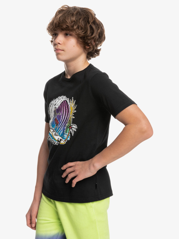 T-shirt noir illustration surf vague palmier porté vu de coté 