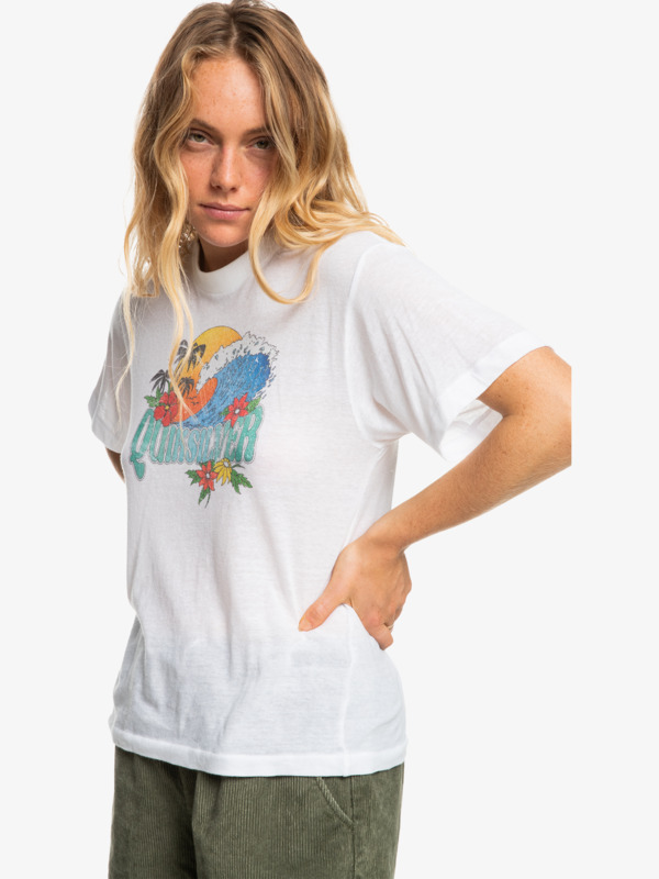 T-shirt blanc illustration vague porté de face plan américain