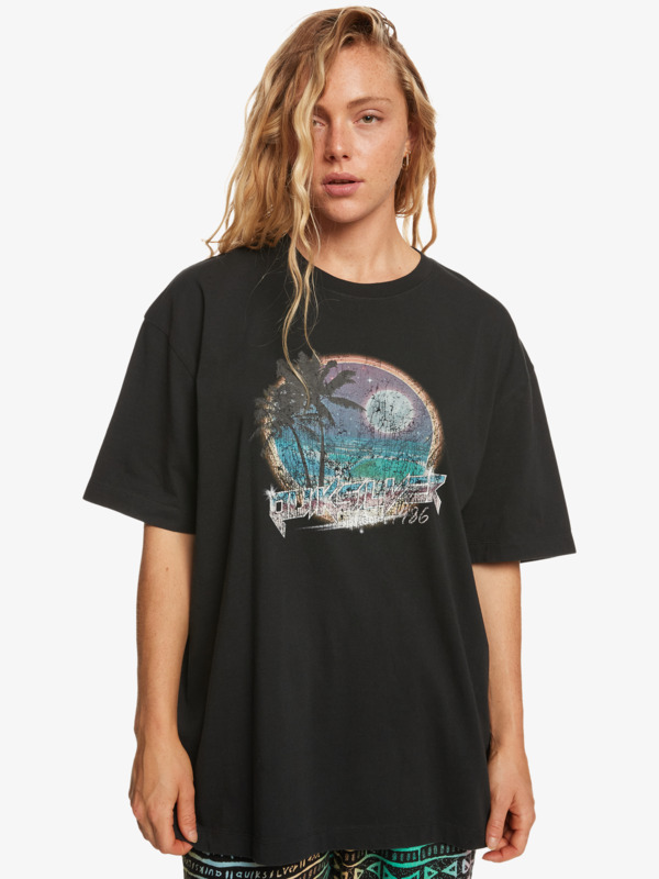 Produit Femme 2 - T-shirt noir illustration paysage avec plamier de nuit dans un rond